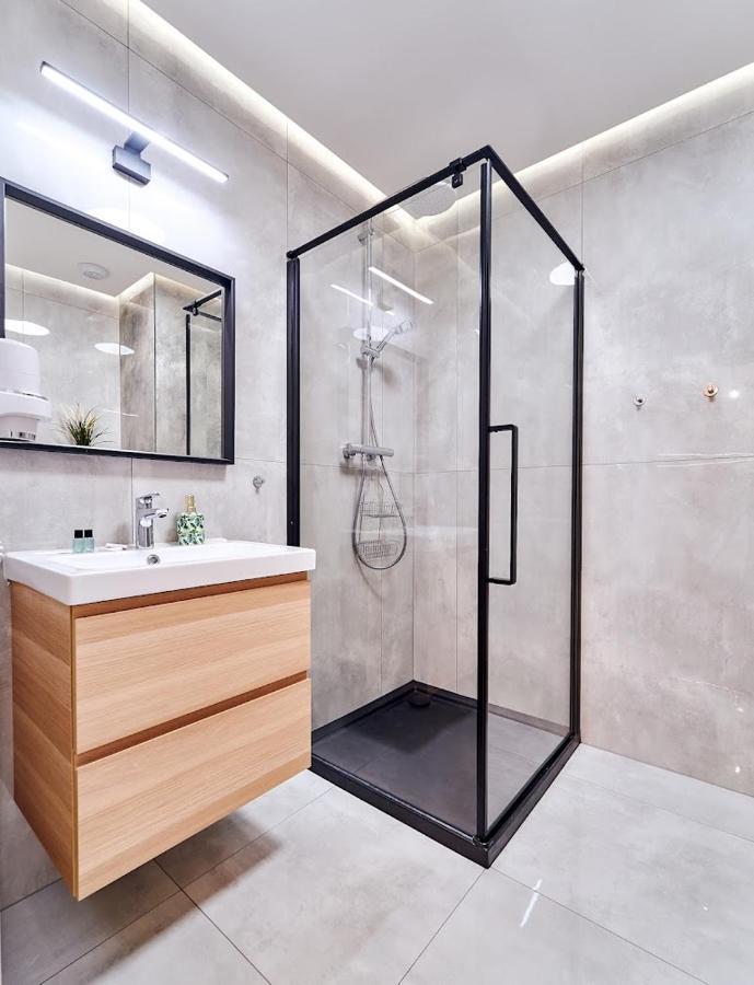 Apartment Laguna 5 *